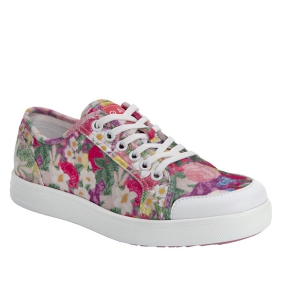 Traq by Alegria Shoes - TRAQ Alegria Chillax Pink Sneaq Size 36 Floral Sneakers US Size 6 / 6.5 NWOT